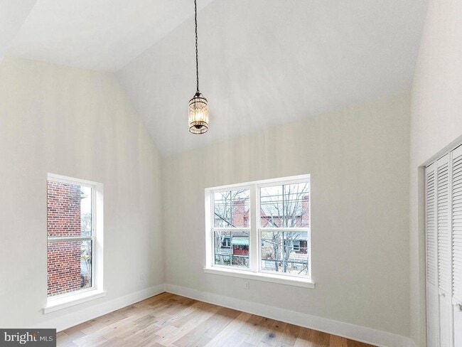 Building Photo - 5404 4th St NW