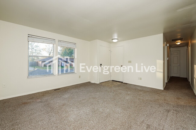 Building Photo - 7320 Kirkveiw Dr