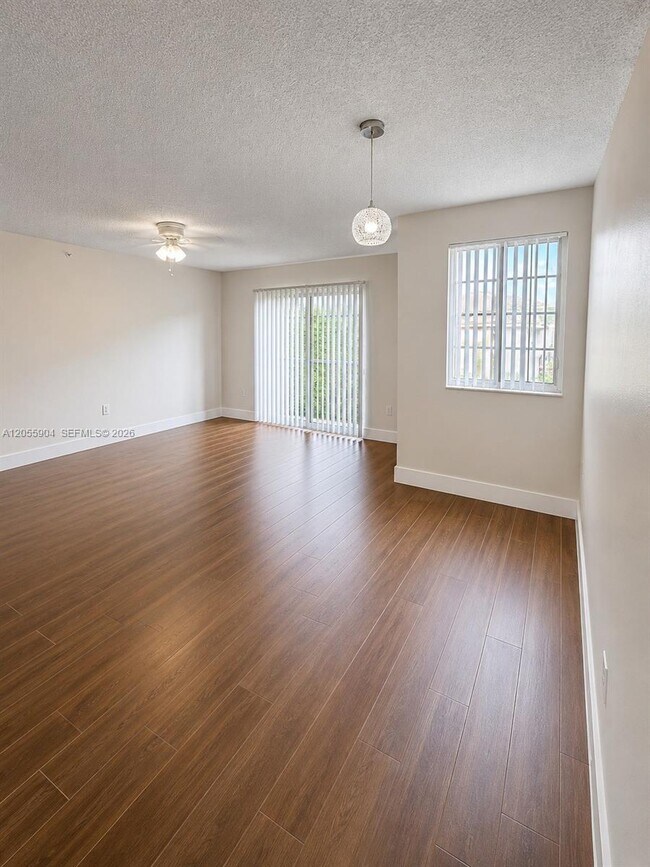 Building Photo - 4195 N Haverhill Rd