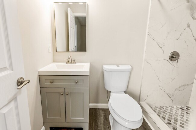 Building Photo - 3-Bedroom Retreat with 2 Full Baths in Fayetteville