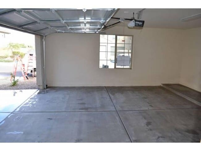 Primary Photo - 1715 W Pelican Dr