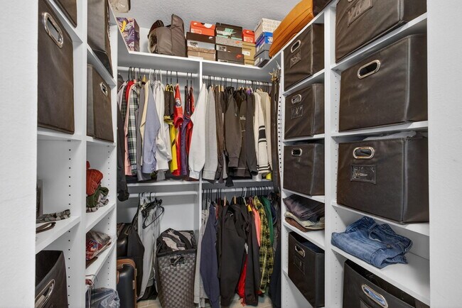 Building Photo - 4211 San Marino Blvd