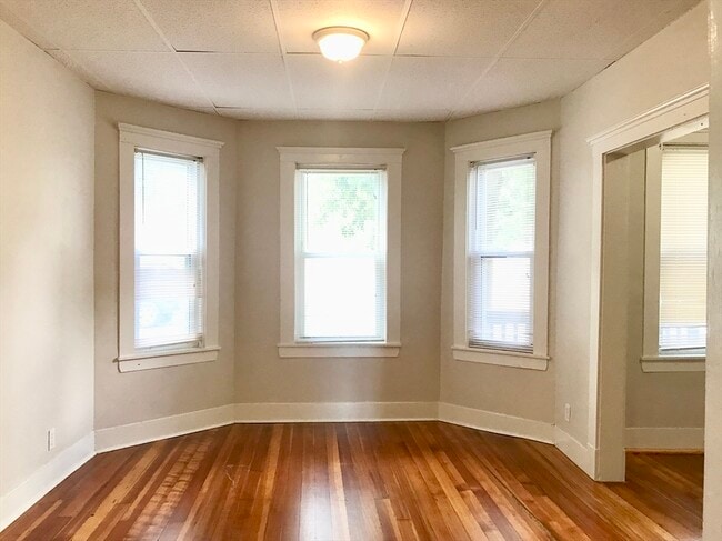 Building Photo - 73 Campbell Ave