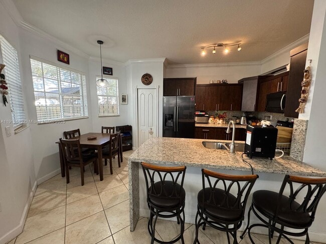 Building Photo - 8061 SW 119th Ct