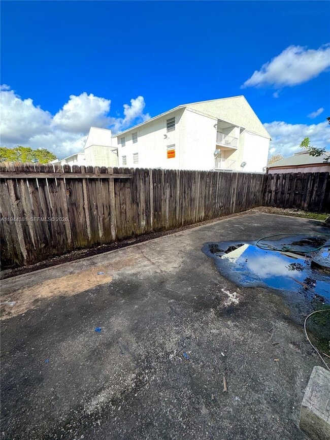 Building Photo - 8536 SW 156th Ct