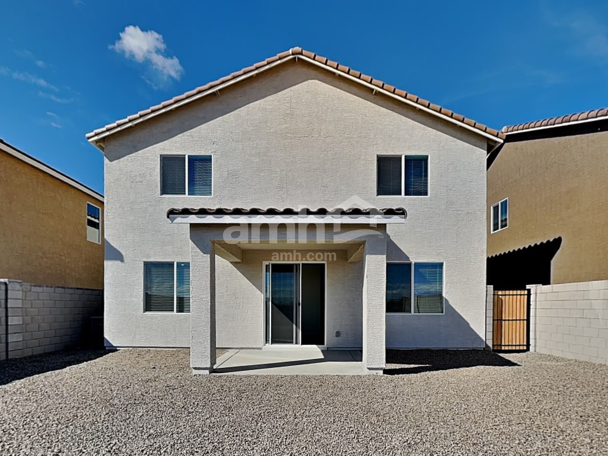 Building Photo - 20177 W Thomas Rd