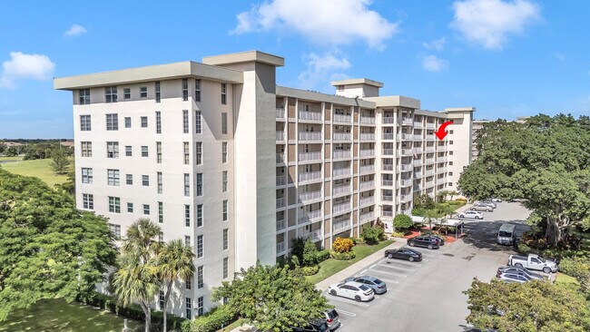 Building Photo - 3080 N Course Dr