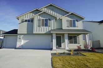 Building Photo - 1218 W Bass River Dr