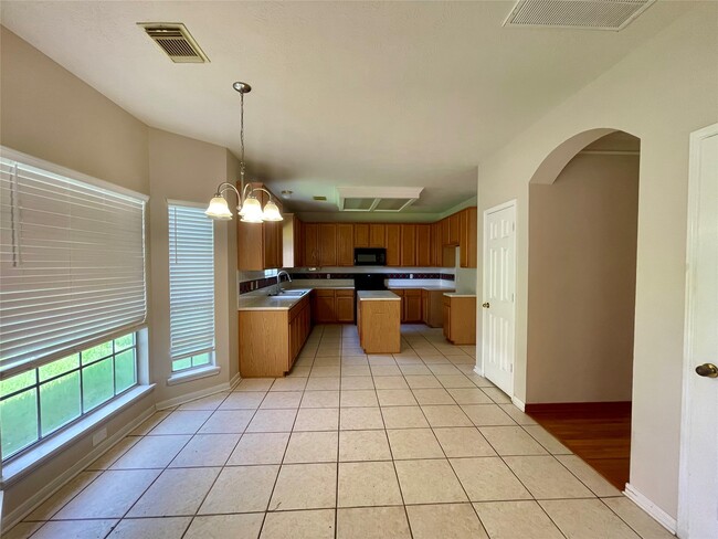 Building Photo - 24231 Pepperrell Pl St