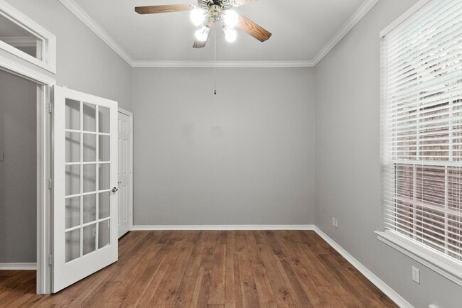 Building Photo - 42 Vista Cove Dr