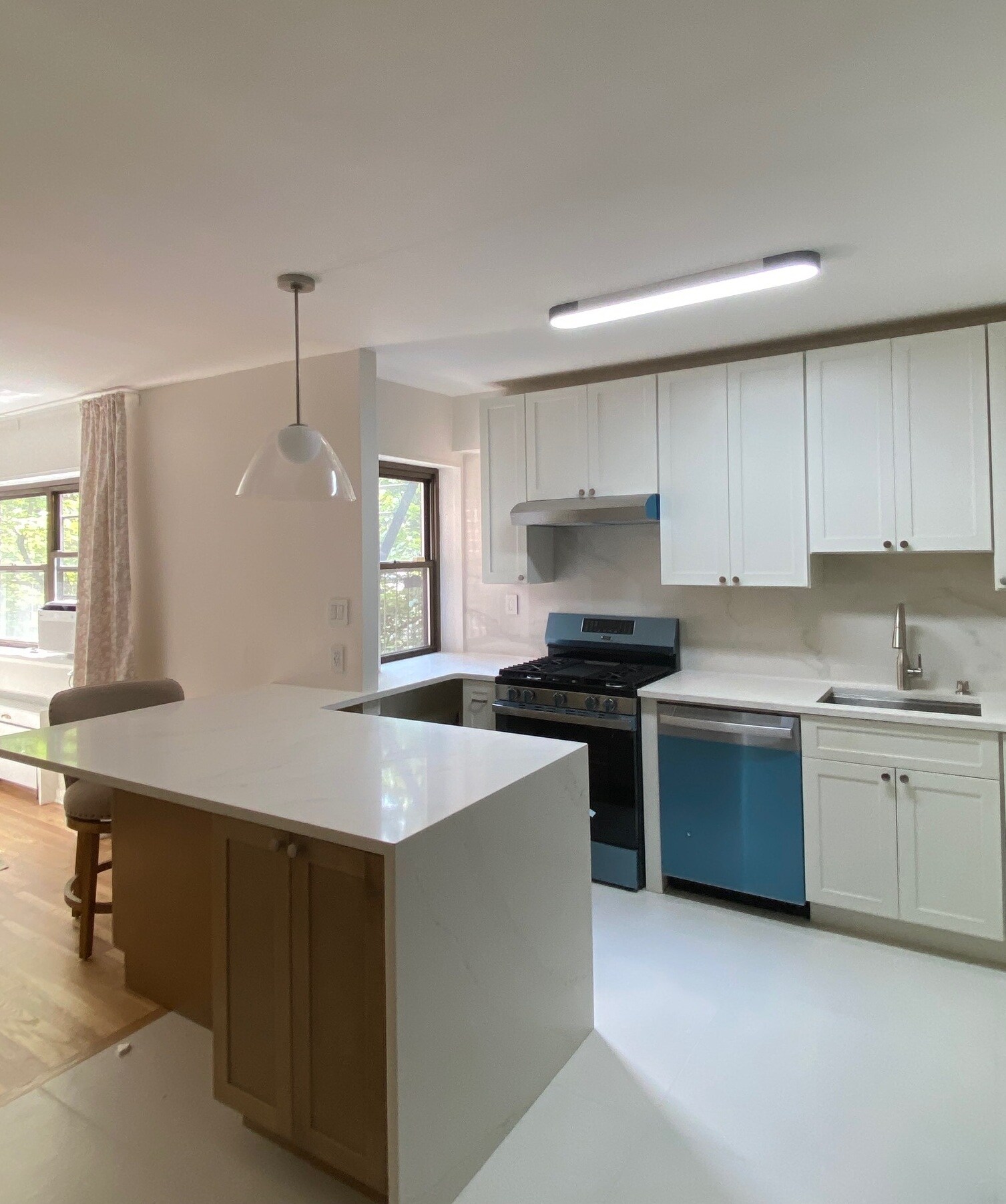 Building Photo - 501 Linwood Dr
