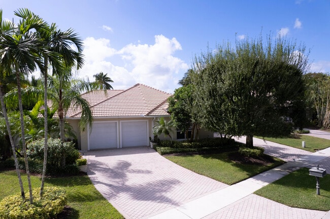 Building Photo - 2771 Twin Oaks Way