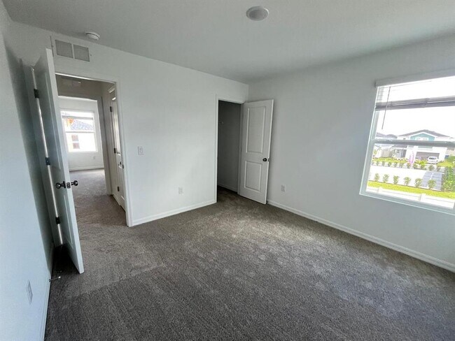 Building Photo - 4527 Wynnstone Dr