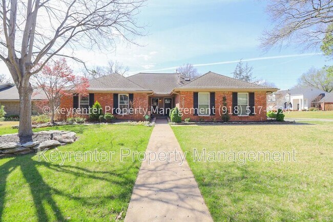 Building Photo - 3702 E 85th Pl