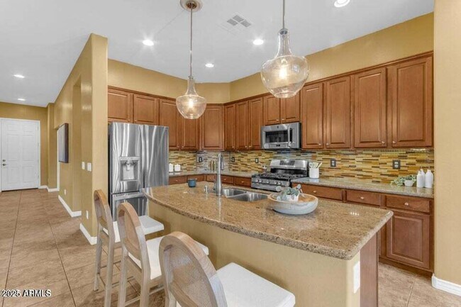 Building Photo - 17564 W Verdin Rd