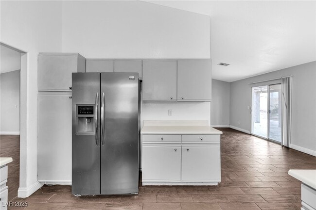 Building Photo - 3975 Duneville St