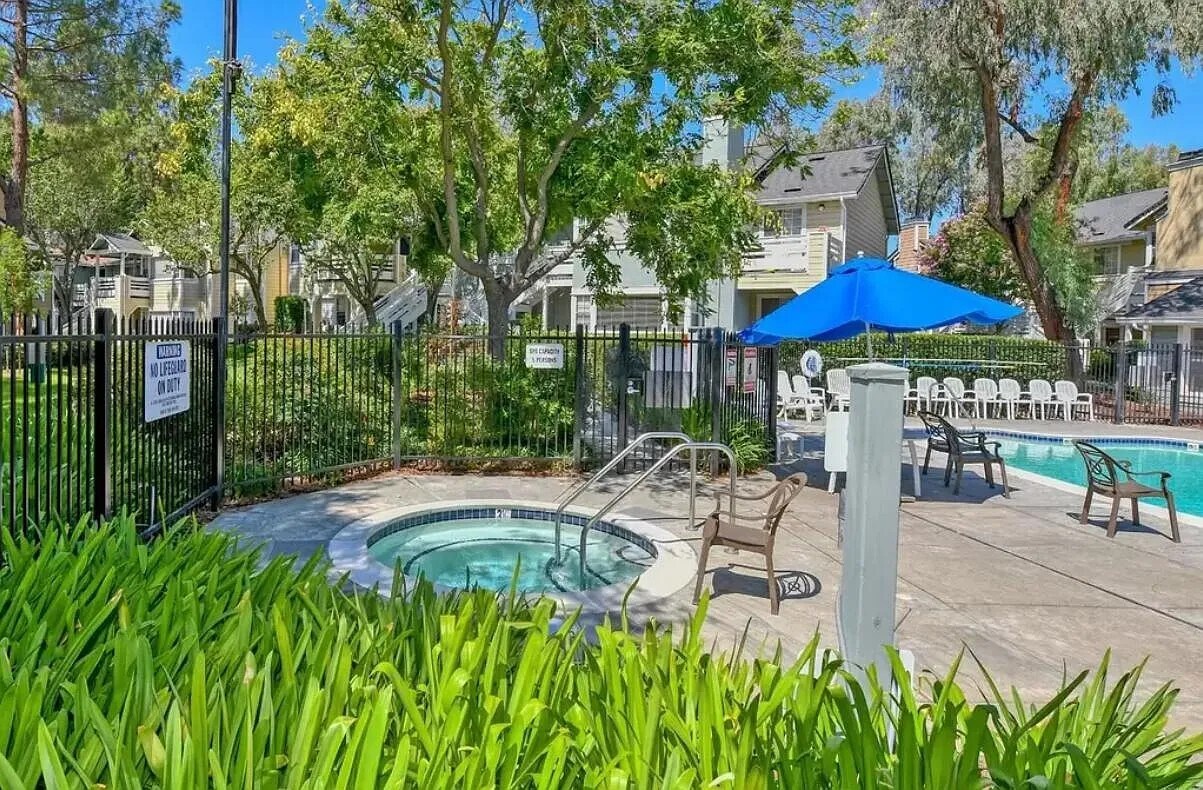 Building Photo - 2915 N Texas St