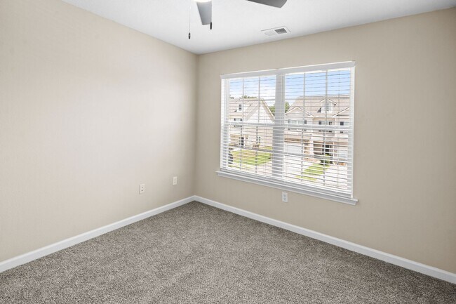 Building Photo - 45 Canyon Oak Loop