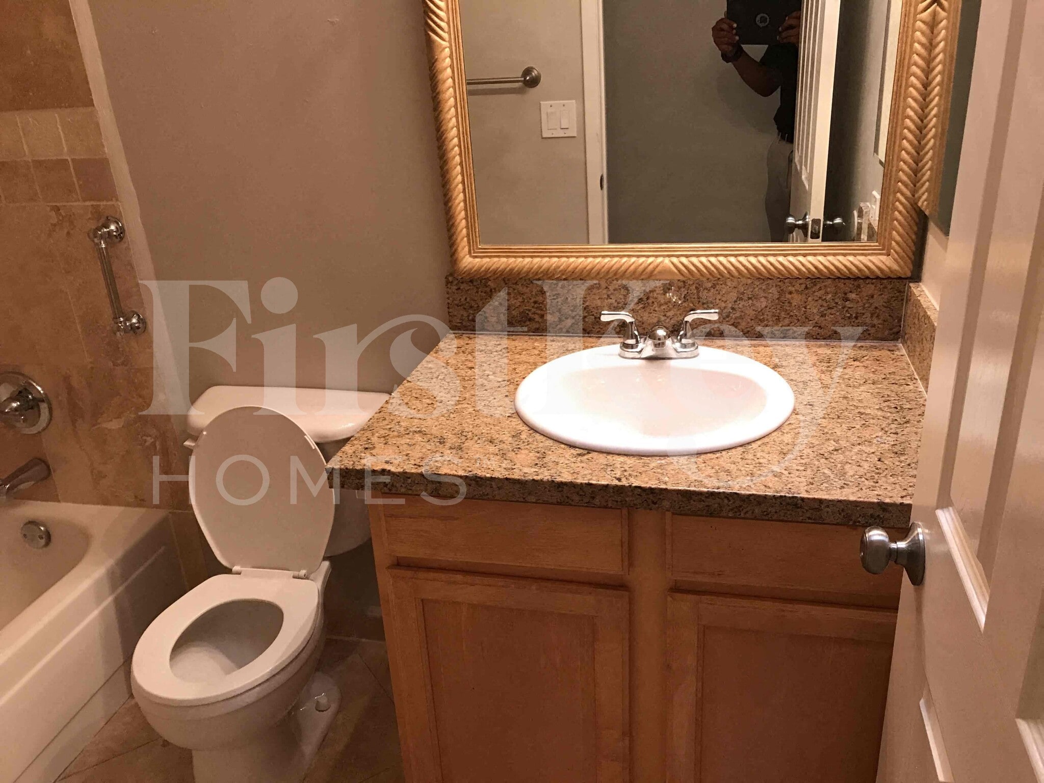 Building Photo - 4841 W Paradise Ln