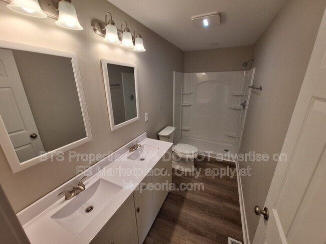 Building Photo - 813 E Sciota Ave