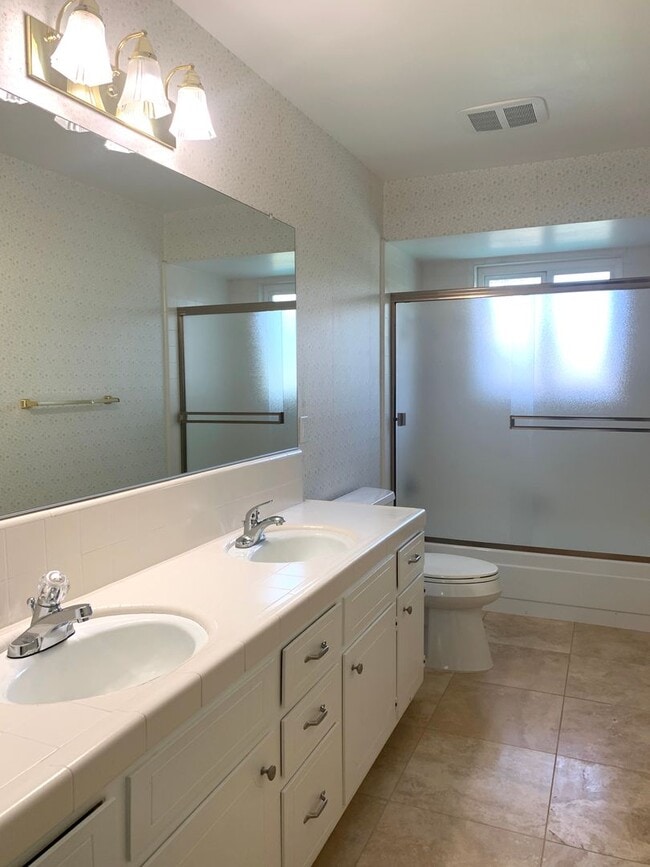 Building Photo - Saratoga Family Home with Pool & Prime Schools