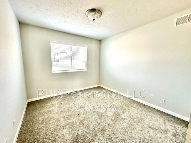 Building Photo - 5121 N 181st St