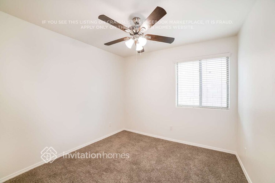 Building Photo - 18365 W Eva St