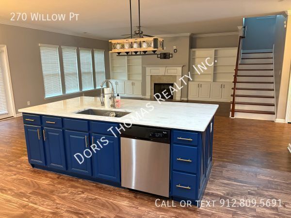 Building Photo - 270 Willow Point Cir