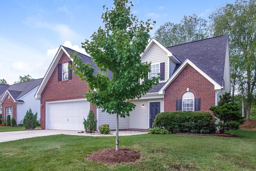 Building Photo - 1052 Enderbury Dr