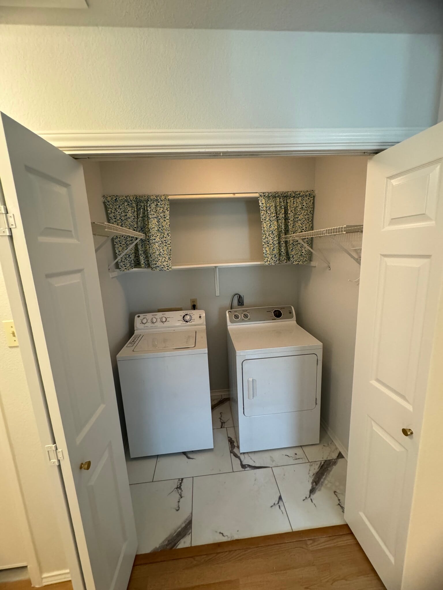 Laundry room. Washer and dryer included. - 736 Patchway Ln