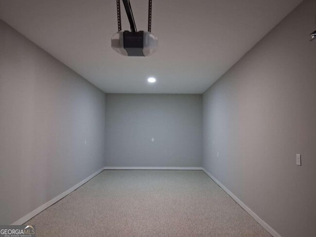 Building Photo - 3185 Tackett Rd