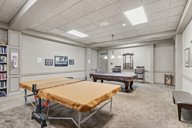 Building Photo - 4280 Galt Ocean Dr