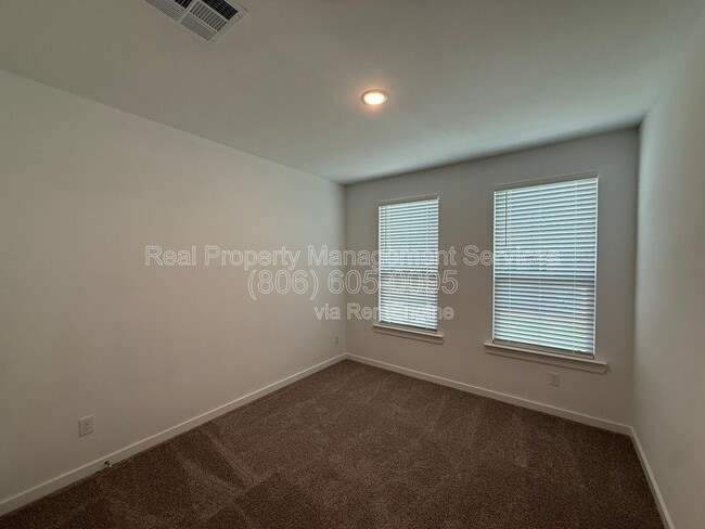 Building Photo - 2925 138th Pl