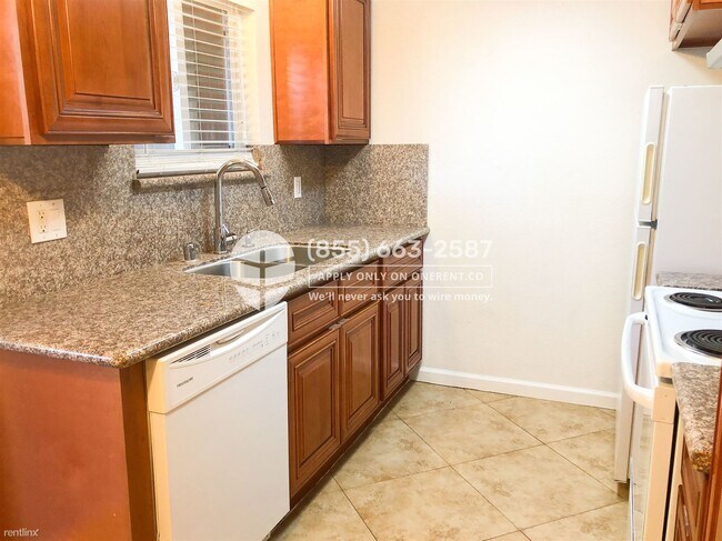 Building Photo - 248 Greendale Way