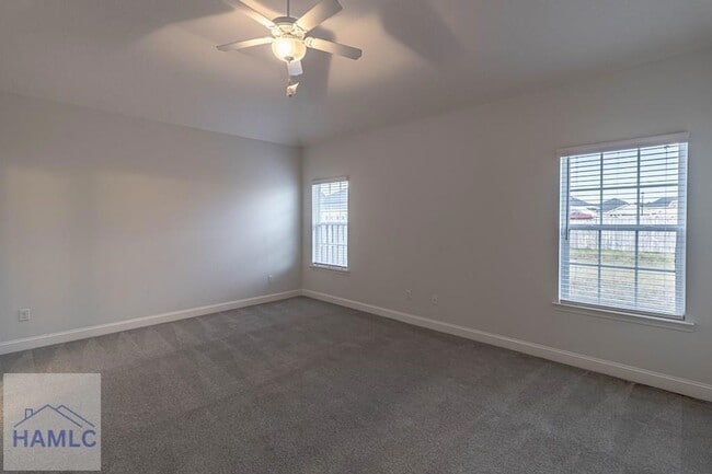Building Photo - 260 Rutledge Dr