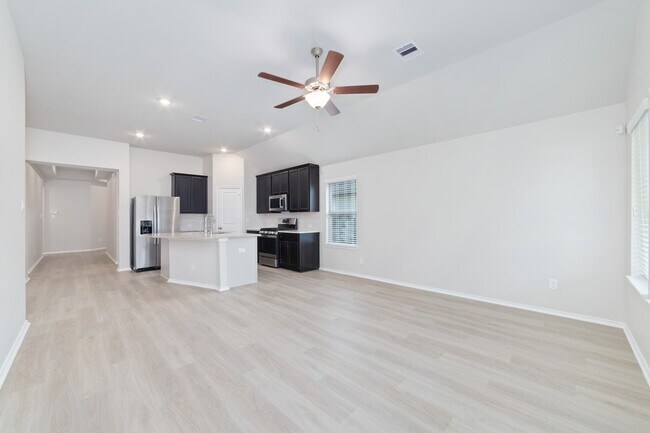 Building Photo - 20231 Moonlight Falls Ct