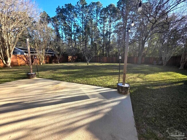 Building Photo - 11031 Bridge Creek Dr