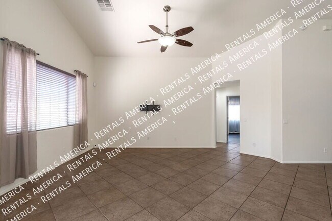 Building Photo - 14024 E Fairway Bluff Ct