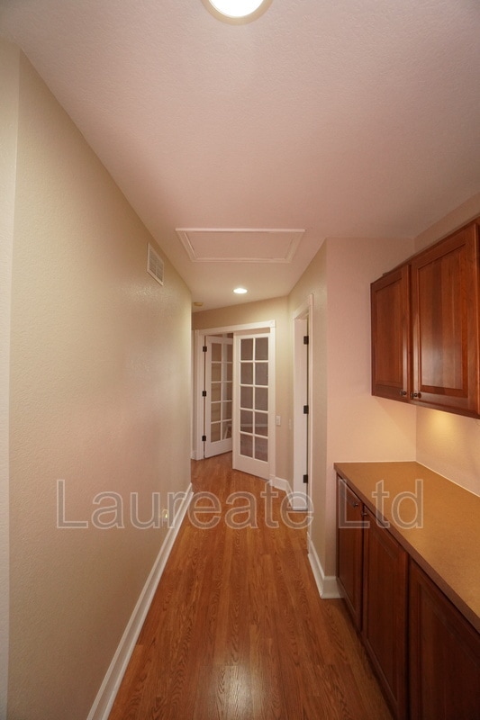 Building Photo - 9013 Old Tom Morris Cir