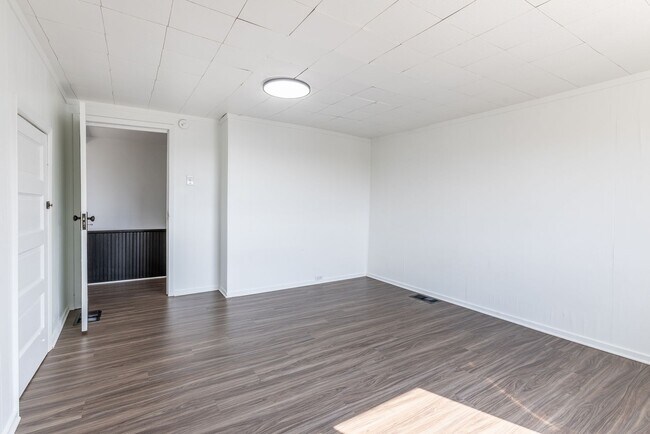 Building Photo - 123 Beltzhoover Ave