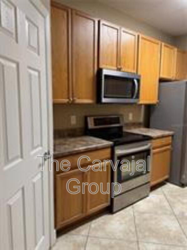 Building Photo - 6335 Contessa Dr