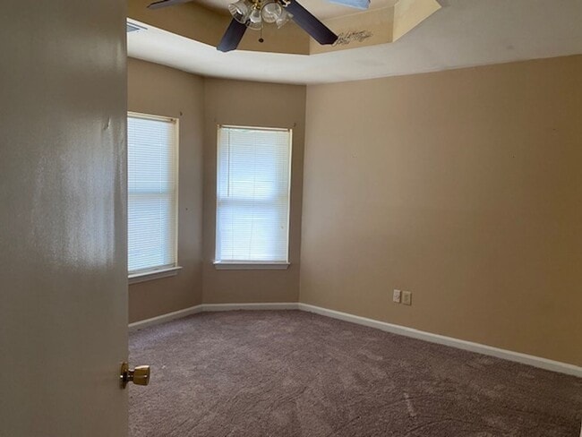 Building Photo - Ranch style home in Stockbridge