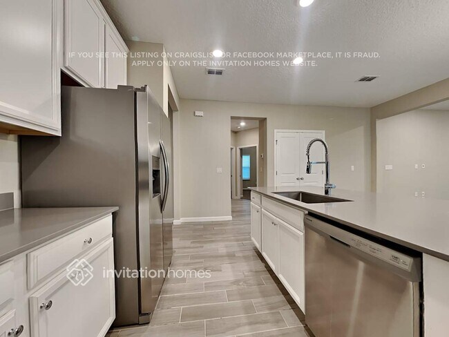 Building Photo - 9986 Lemon Grass Ln