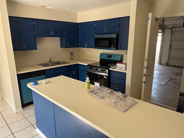 Building Photo - 9314 Whisper Pt