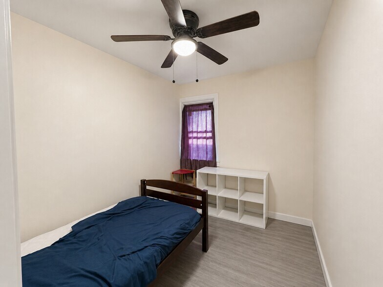 Bedroom 3 - 270 Pacific St