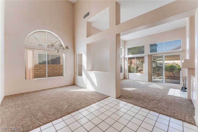 Building Photo - 8150 Canto Ave