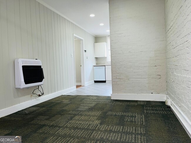 Building Photo - 613 N Greenwood St