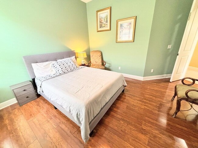 Building Photo - 855 SW Grand Reserves Blvd