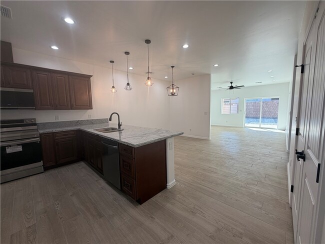 Building Photo - 2804 Mercado Ct