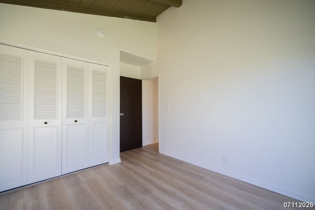 Building Photo - $4000 / 3BR/ 2BA  WELL MAINTAINED SINGLE FAMILY HOME WITH ENCLOSED GARAGE IN KALAMA VALLEY